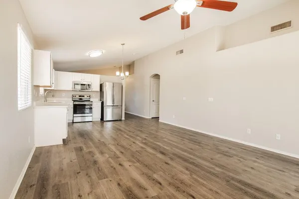 $2,200 | 8113 West Pima Street, Phoenix, AZ 85043