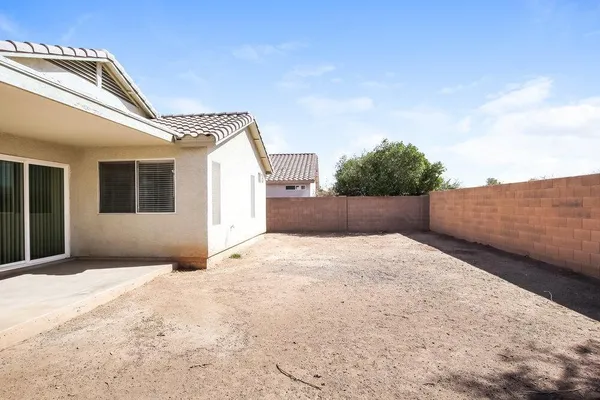 $2,200 | 8113 West Pima Street, Phoenix, AZ 85043