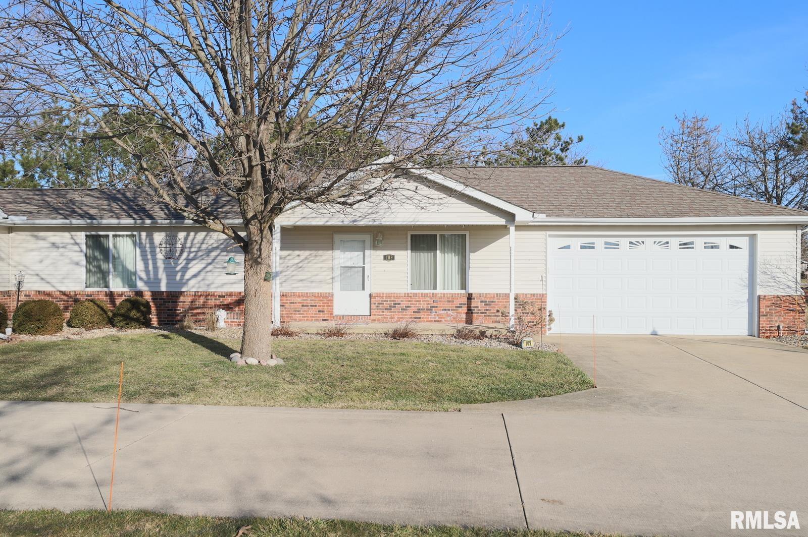 109 Easy Street Washington, IL 61571 - Photo 2 of 34 Gallery Image 2