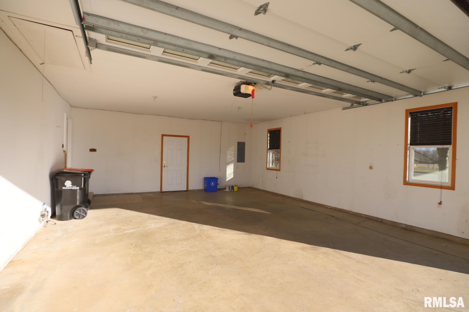 109 Easy Street Washington, IL 61571 - Photo 29 of 34 Gallery Image 29