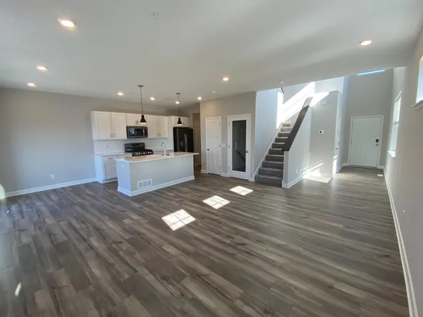 $3,625 | 206 Jean Ave Lake North, Lake Elmo, MN 55042