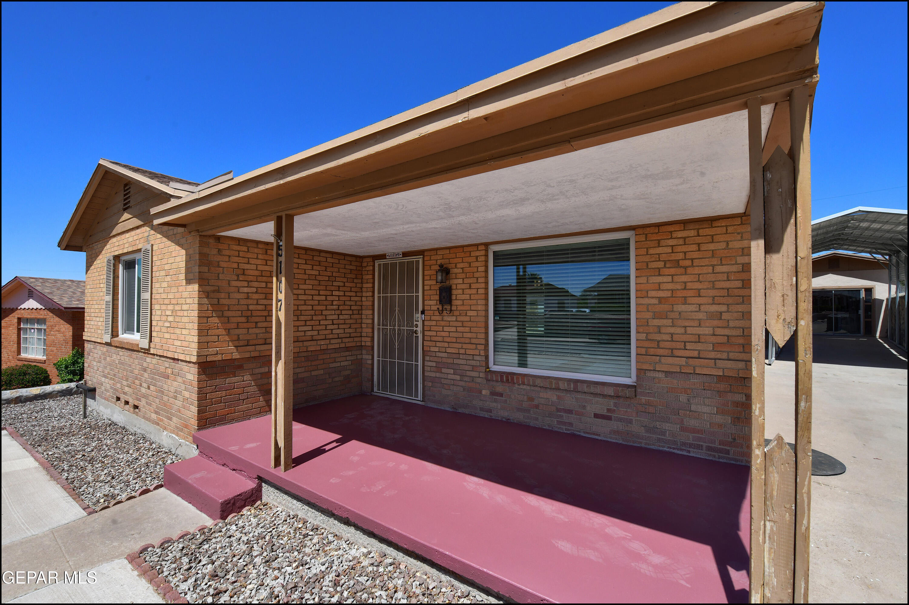 5107 Raymond Jays Road El Paso, TX 79903 - Photo 1 of 35 06