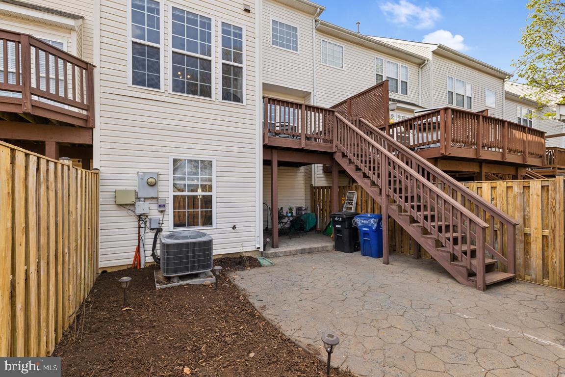 663 Springhouse Square Southeast Leesburg, VA 20175 - Photo 26 of 26 Gallery Image 26