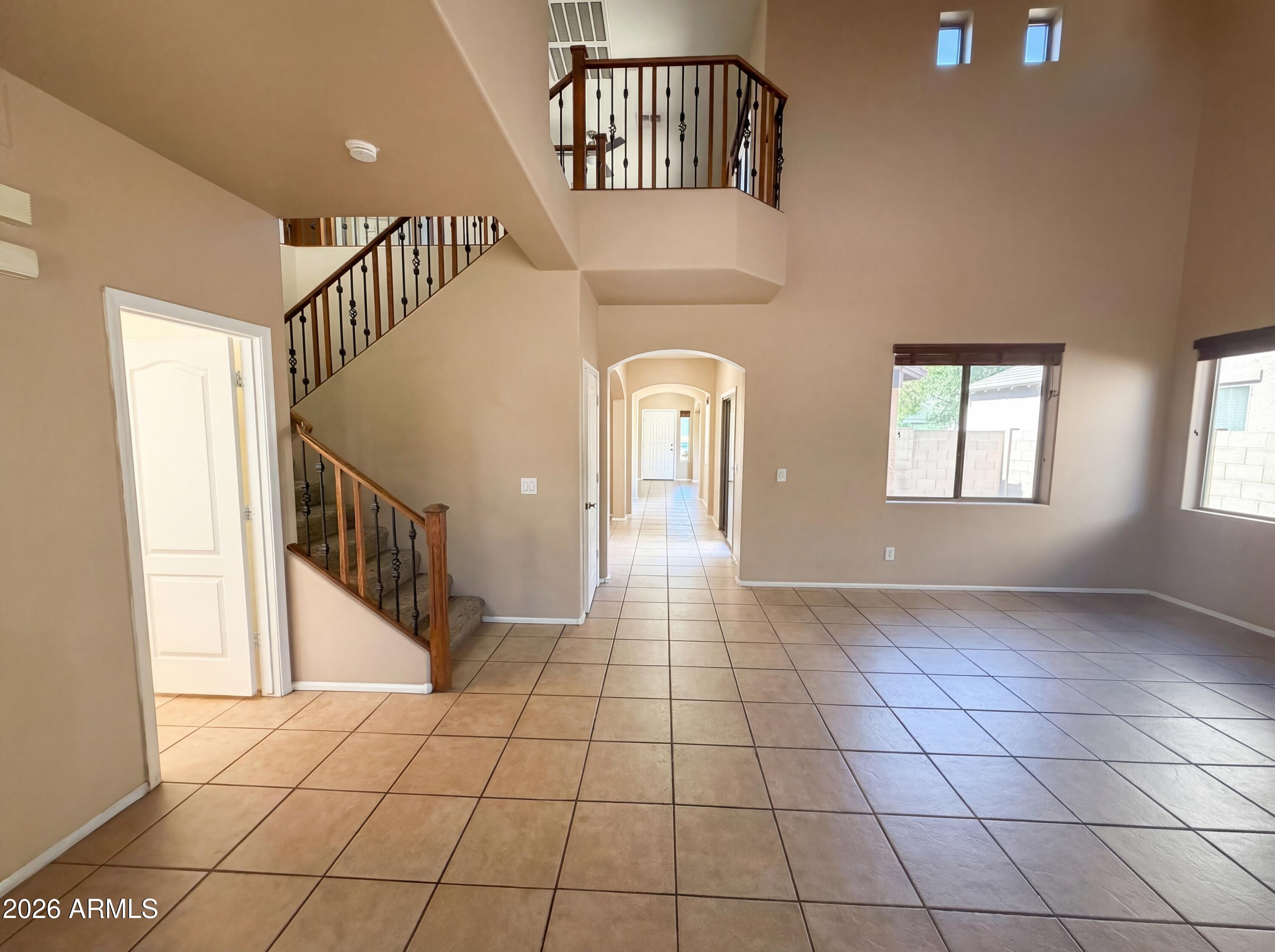 2634 East Ridge Creek Road Phoenix, AZ 85024 - Photo 15 of 39