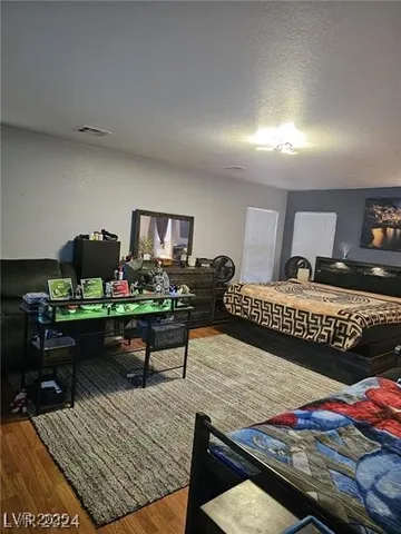 $424,900 | 8128 Calico Wind Street, Las Vegas, NV 89131