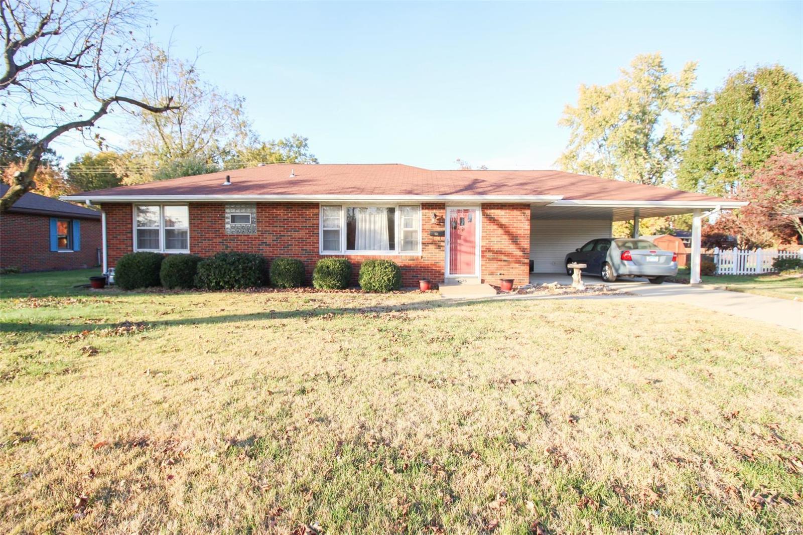2525 Pontoon Road Granite City, IL 62040 - Photo 1 of 25 Gallery Image 1