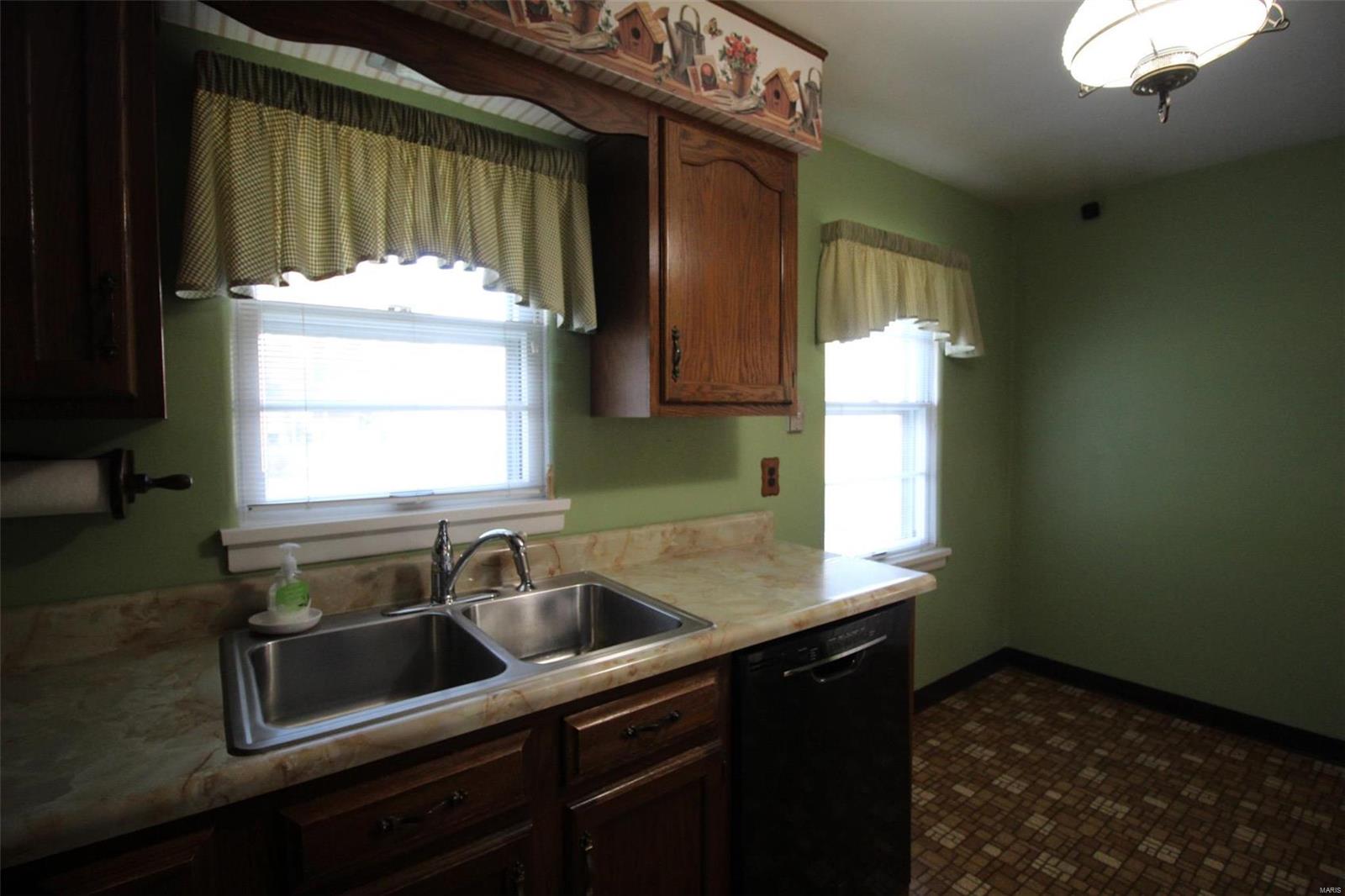 2525 Pontoon Road Granite City, IL 62040 - Photo 11 of 25 Gallery Image 11
