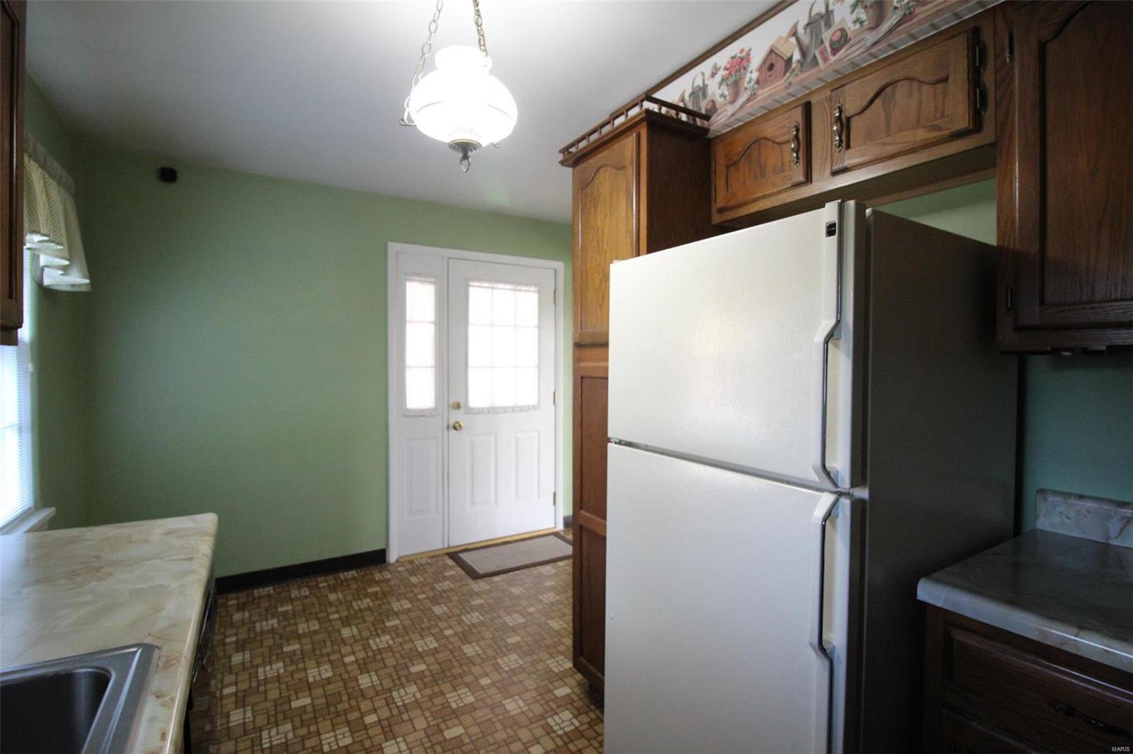 2525 Pontoon Road Granite City, IL 62040 - Photo 12 of 25 Gallery Image 12
