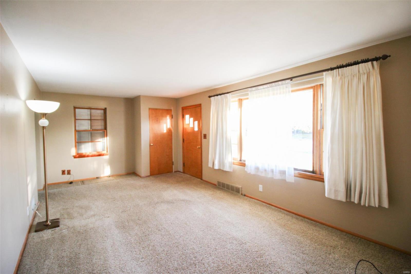 2525 Pontoon Road Granite City, IL 62040 - Photo 6 of 25 Gallery Image 6