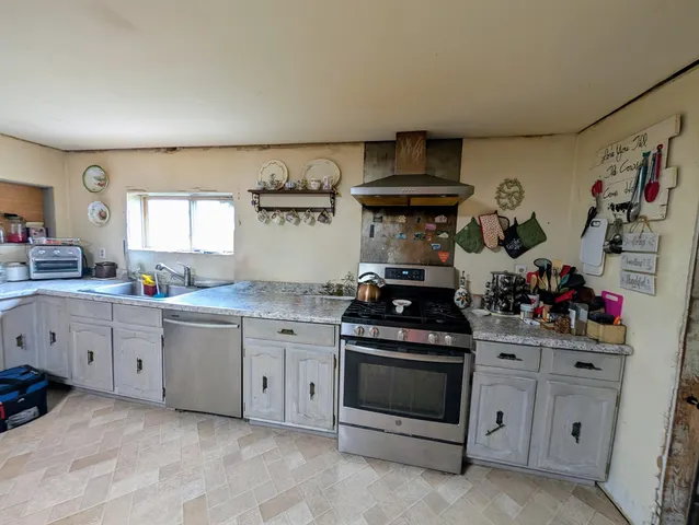 $289,000 | 4919 North Victory Corner Road, Ludington, MI 49431