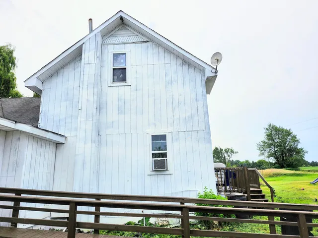 $289,000 | 4919 North Victory Corner Road, Ludington, MI 49431