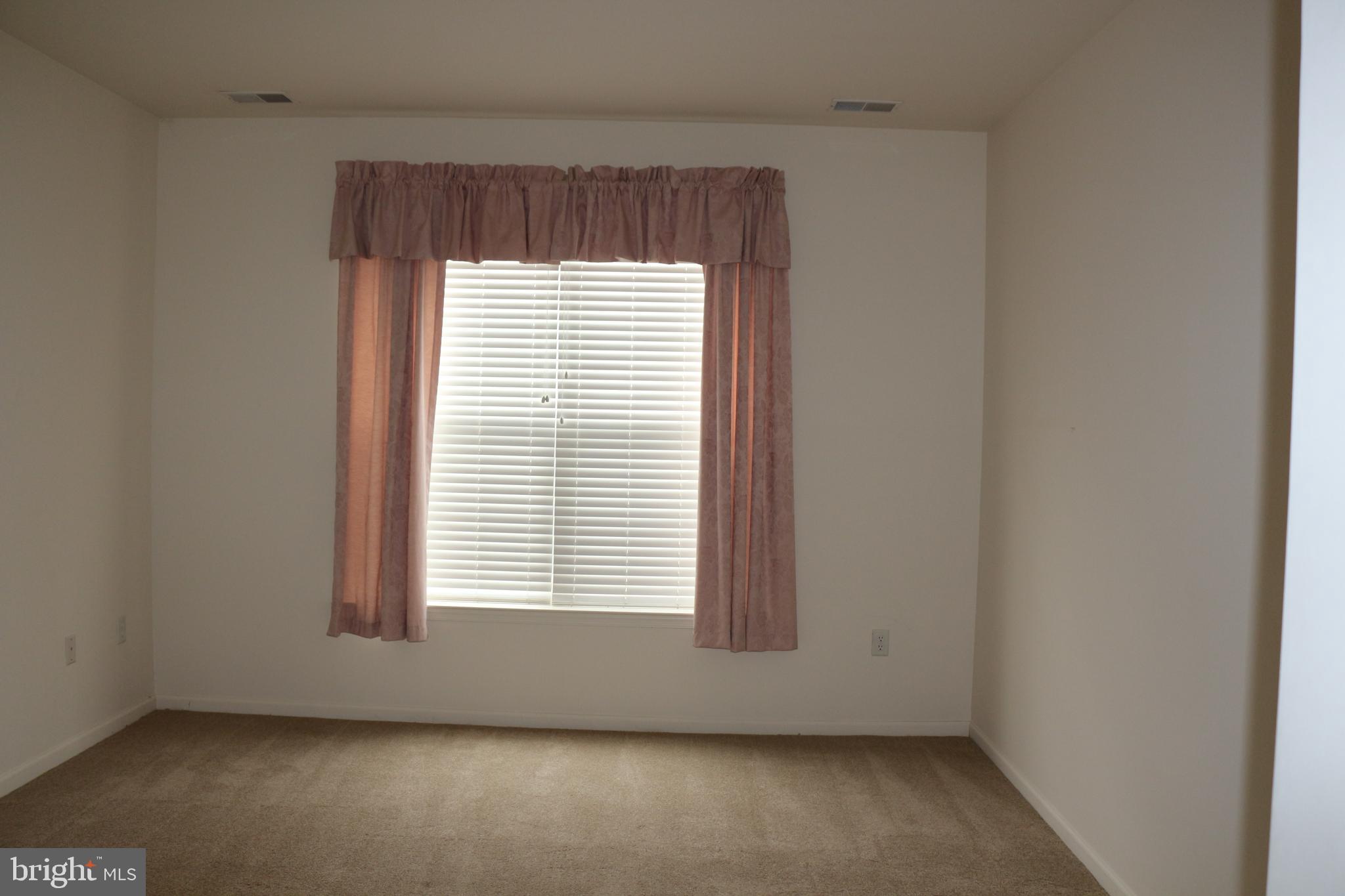 75 Kyle Way Ewing, NJ 08628 - Photo 8 of 15