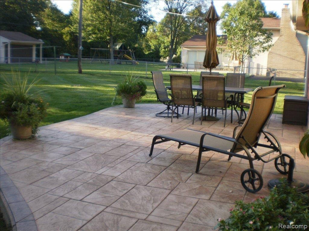 14075 Newburgh Road Livonia, MI 48150 - Photo 15 of 20 Stamped Concrete Patio