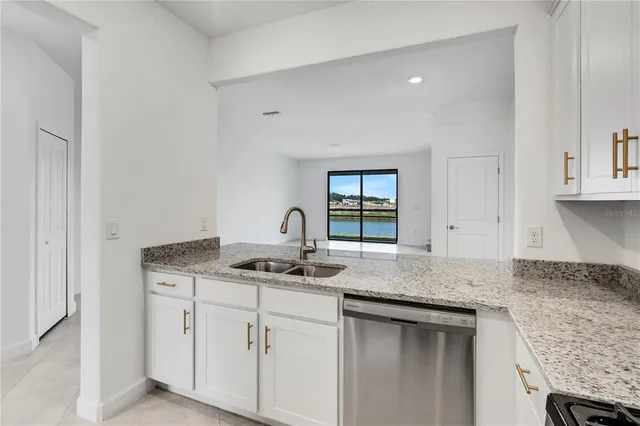 $2,600 | 14757 Lyla Terrace, Bradenton, FL 34211