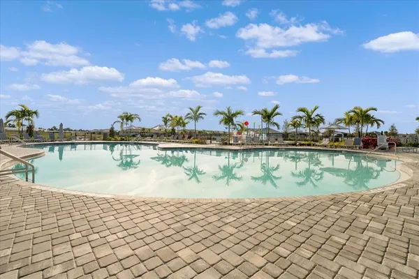 a view of an outdoor space