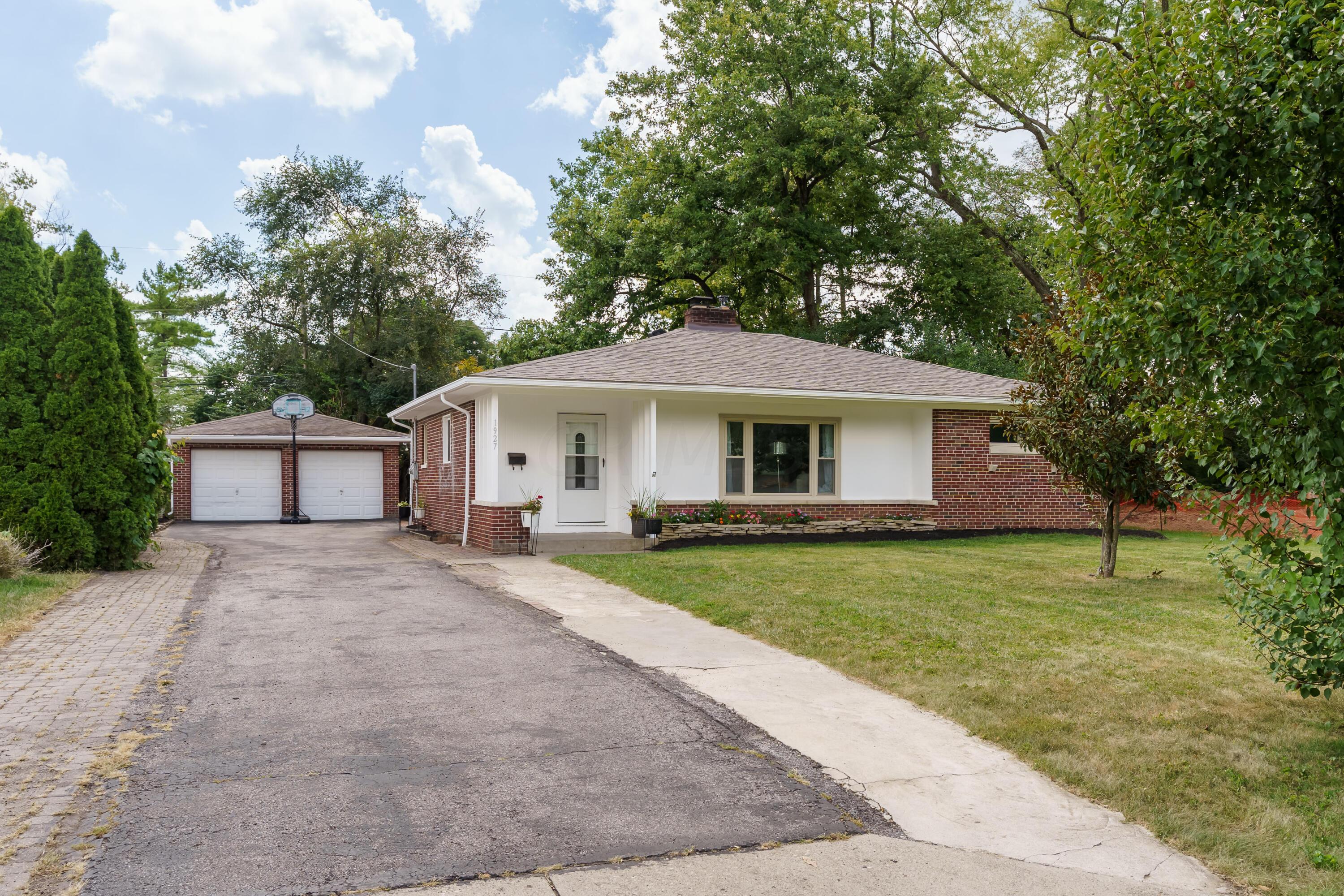 1927 Harwitch Road Columbus, OH 43221 - Photo 2 of 32 1927 Harwitch Rd_MLS_1