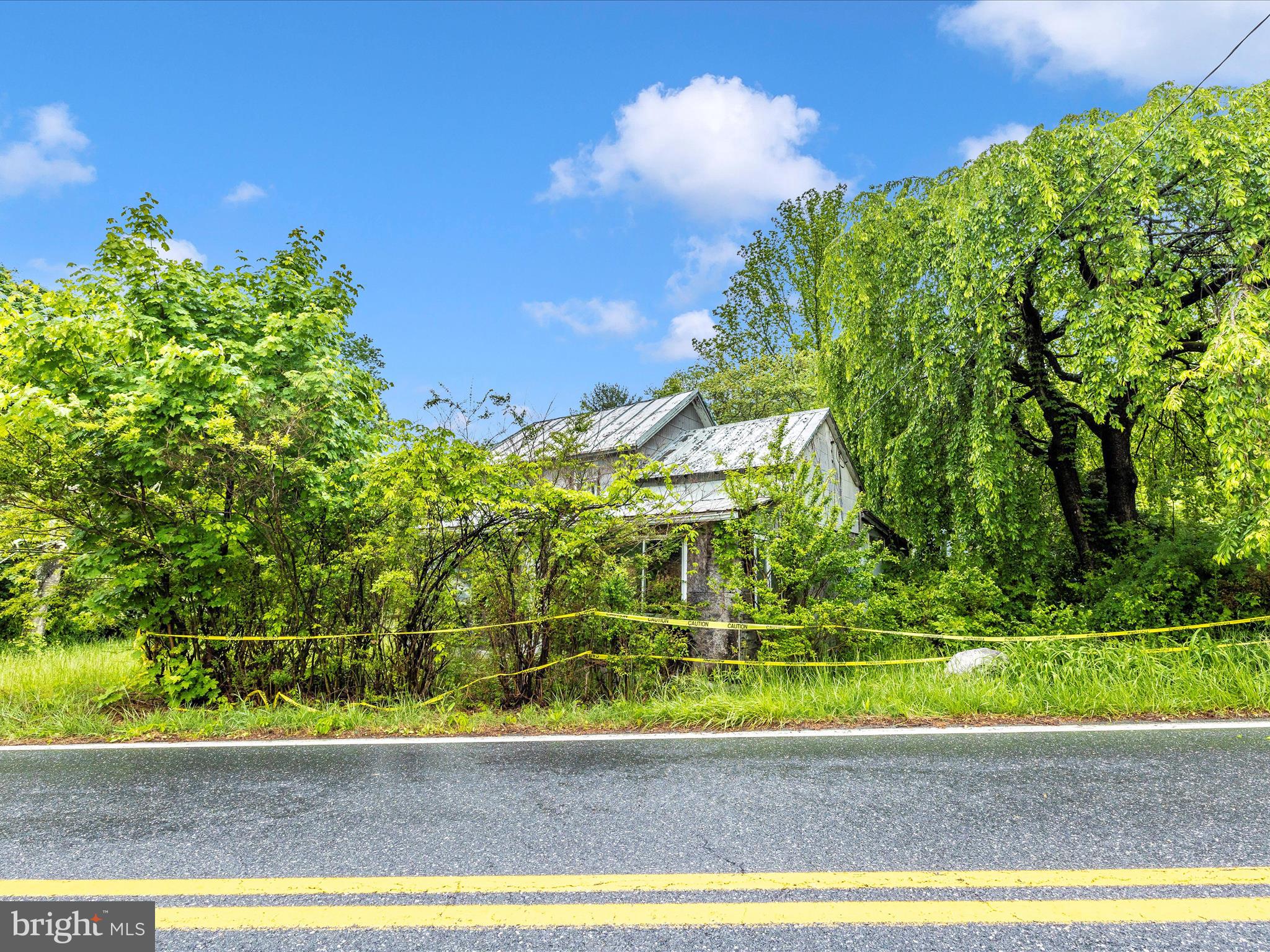 13732 Pryor Road Thurmont, MD 21788 - Photo 8 of 16 Front Ext