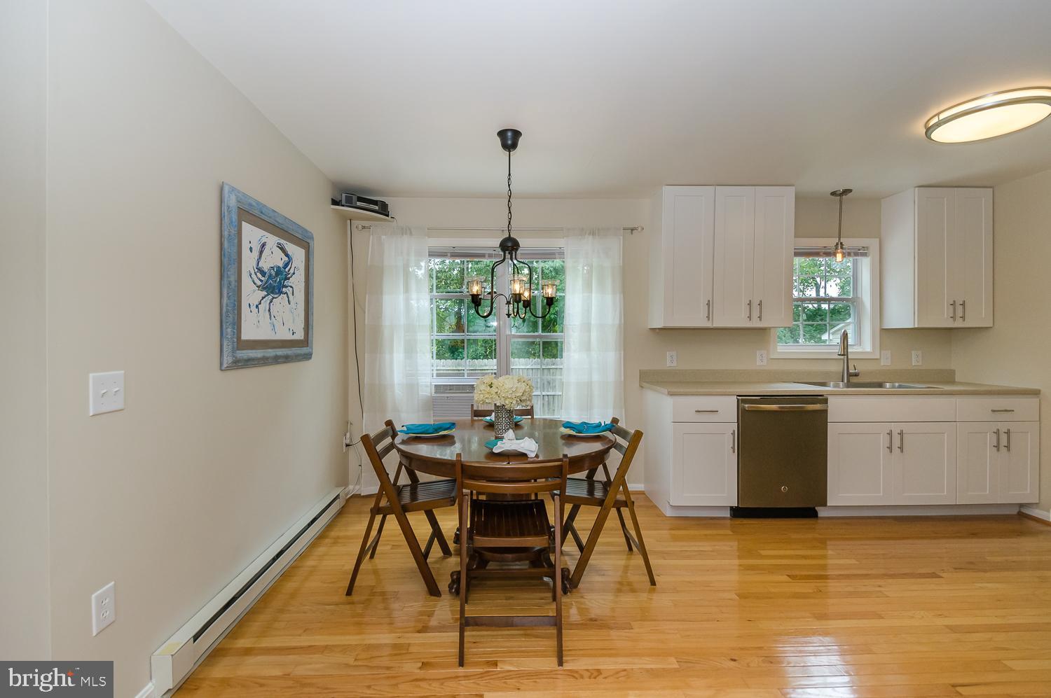10 9th Street Ridgely, MD 21660 - Photo 6 of 29 Table space kitchen
