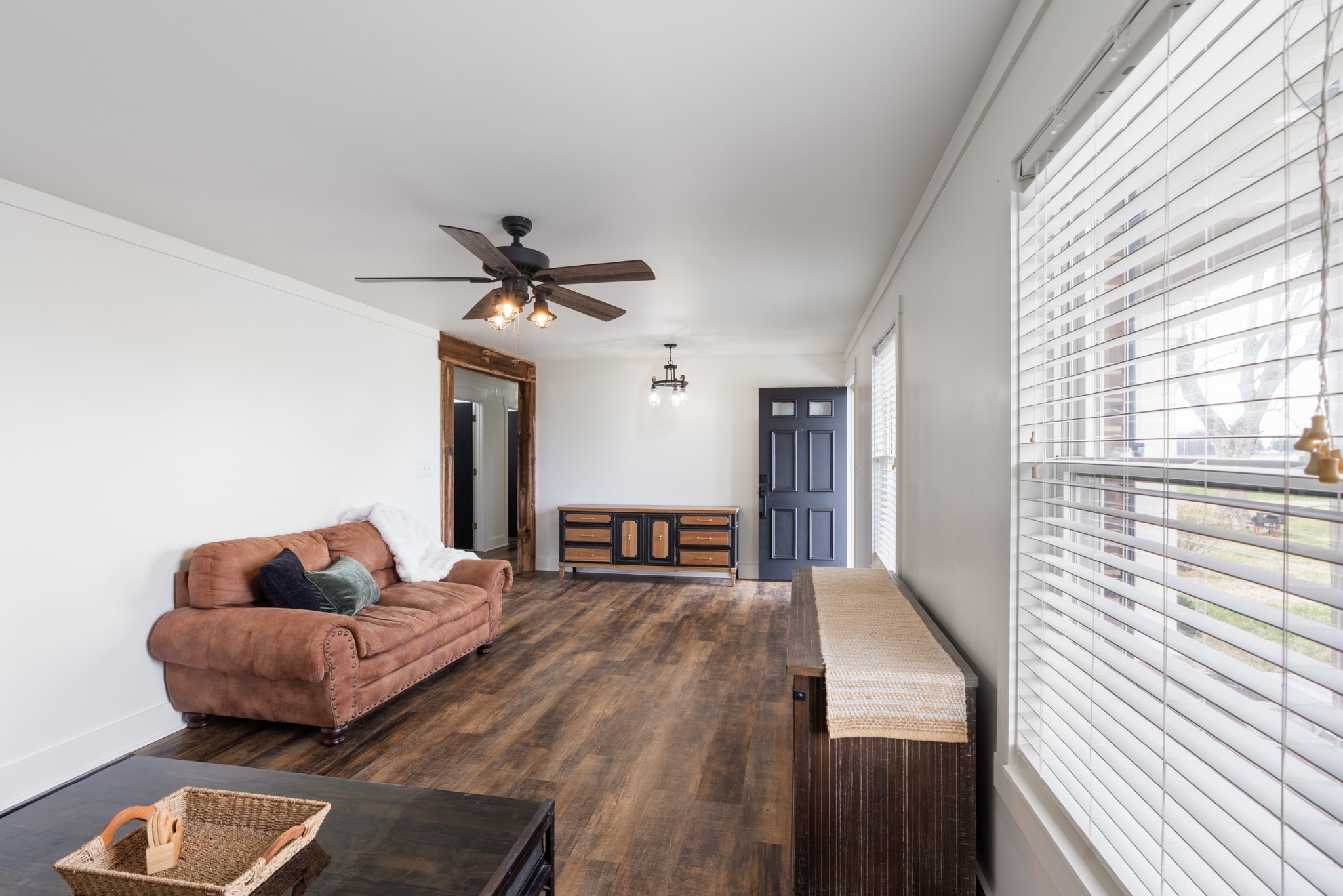 8412 Highway 41 Adams, TN 37010 - Photo 5 of 39