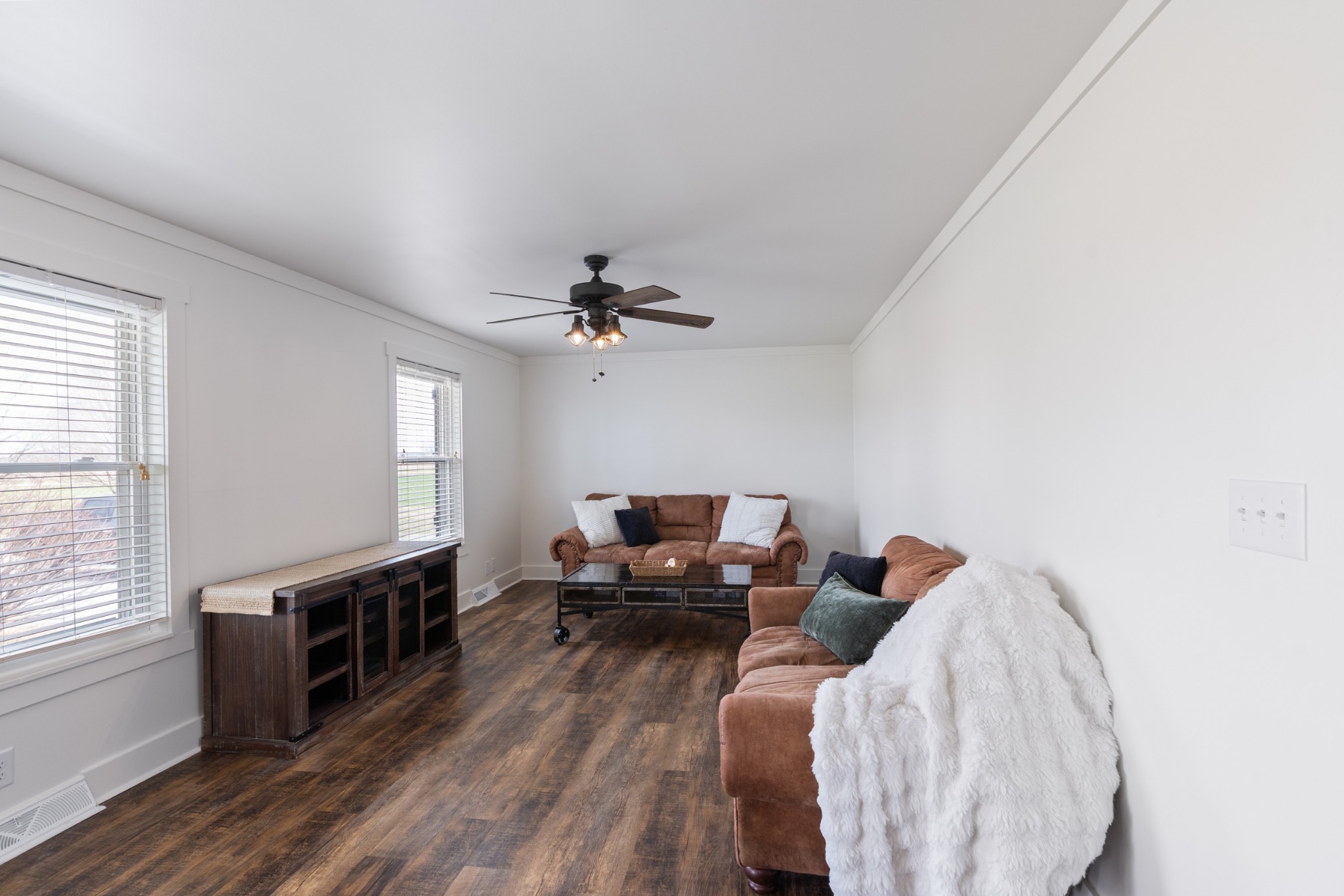 8412 Highway 41 Adams, TN 37010 - Photo 6 of 39