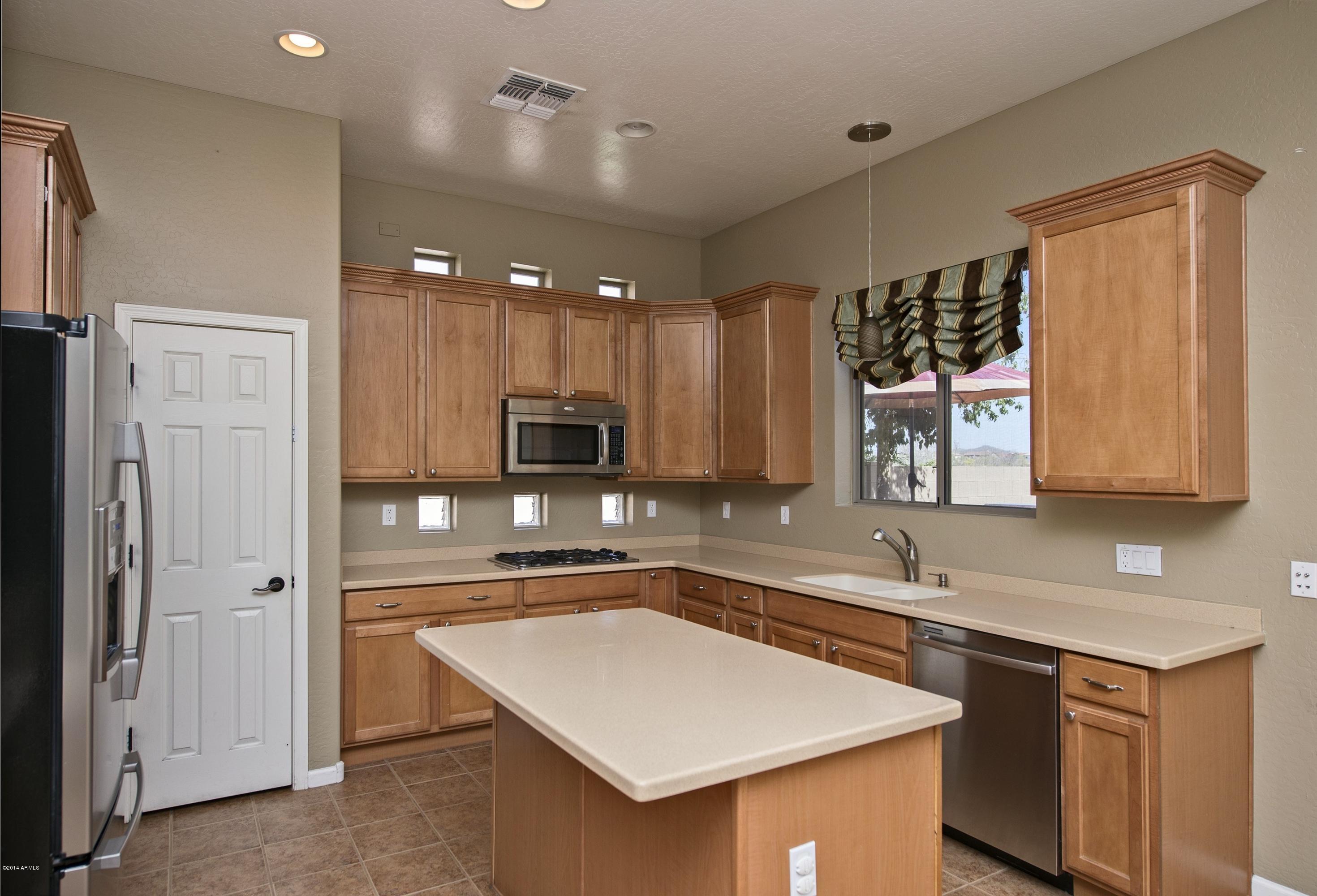 2128 West Eagle Feather Road Phoenix, AZ 85085 - Photo 4 of 18 Kitchen View