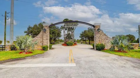 $350,000 | 2831 Southeast 67th Drive, Okeechobee, FL 34974