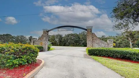 $350,000 | 2831 Southeast 67th Drive, Okeechobee, FL 34974