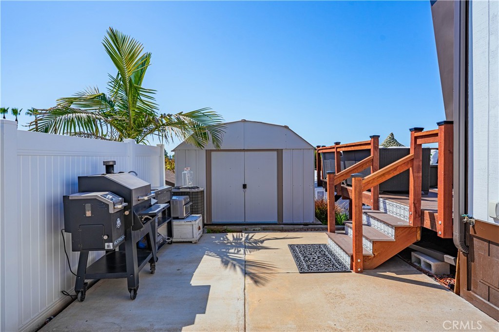 1120 East Mission Road, Unit 102 Fallbrook, CA 92028 - Photo 56 of 62 a view of entryway with a workspace