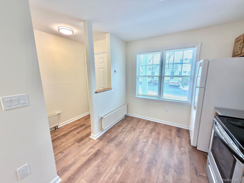 1870 Baldwin Road, Unit 27 Yorktown Heights, NY 10598 - Photo 2 of 20 Kitchen of Similar Unit