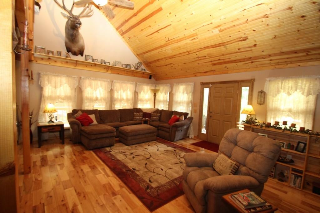537 Westling Ridge Road Crawley, WV 24931 - Photo 15 of 100 Gallery Image 15