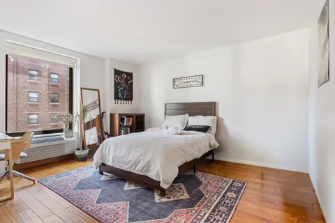 $495,000 | 40 East Delaware Place, Unit 1502, Chicago, IL 60611