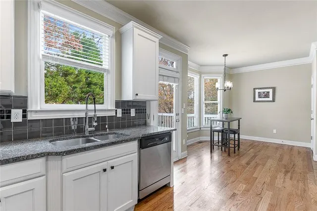 $665,000 | 1638 Gilstrap Lane Northwest, Atlanta, GA 30318