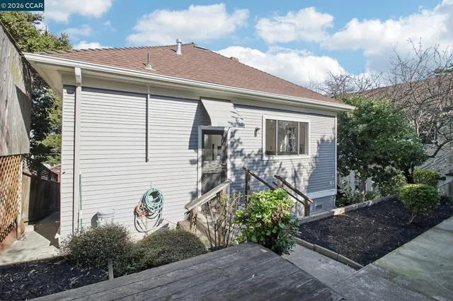 $669,000 | 211 Delfino Avenue, Richmond, CA 94801