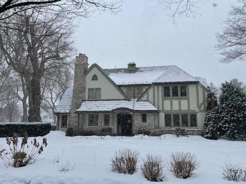 Cotswold Tudor with Slate Roof