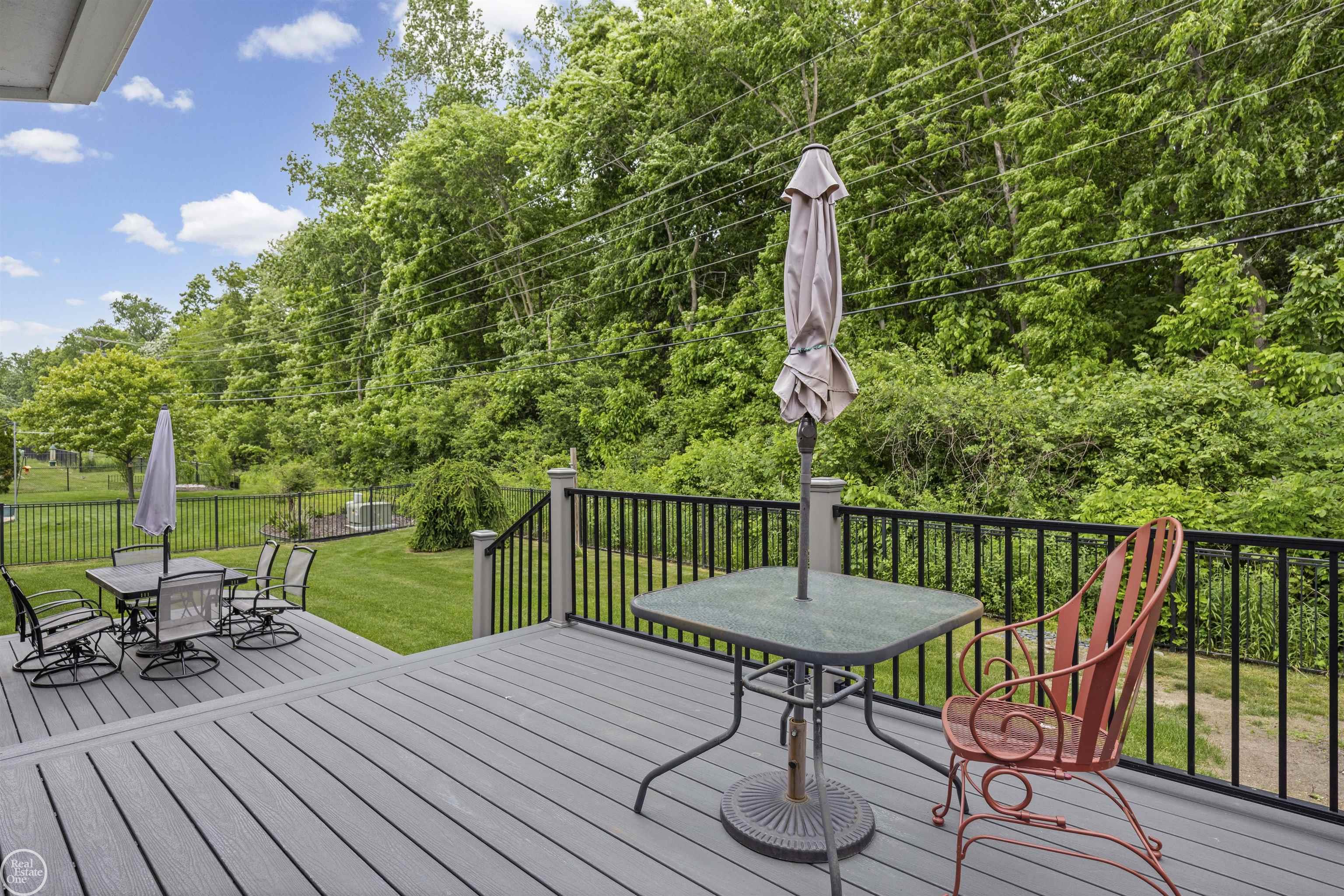 49350 Monte Road New Baltimore, MI 48047 - Photo 32 of 41