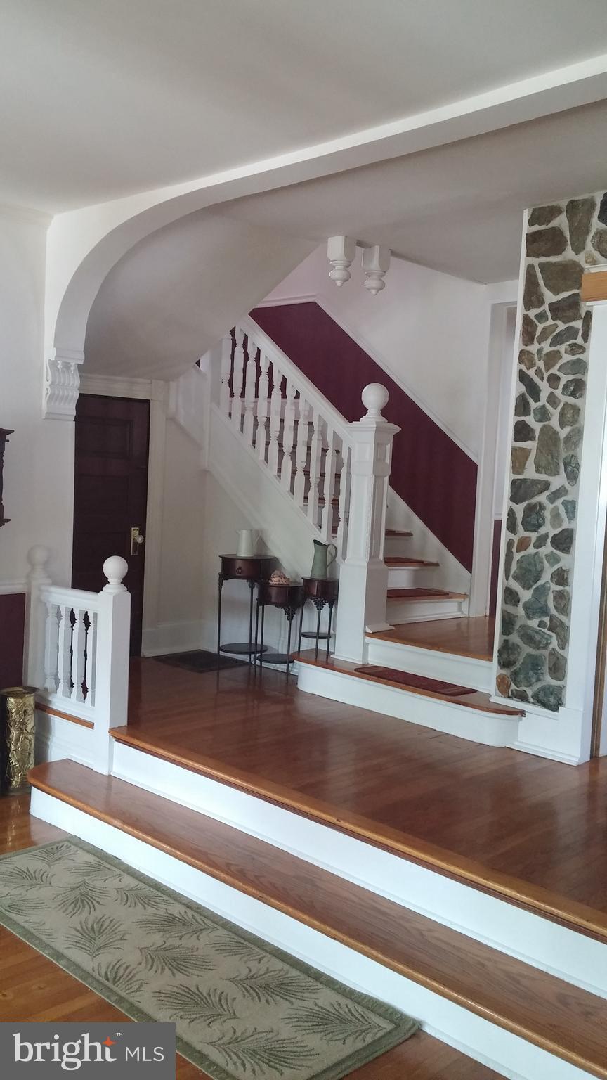 110 Central Avenue Ridgely, MD 21660 - Photo 4 of 16 Interior (General)