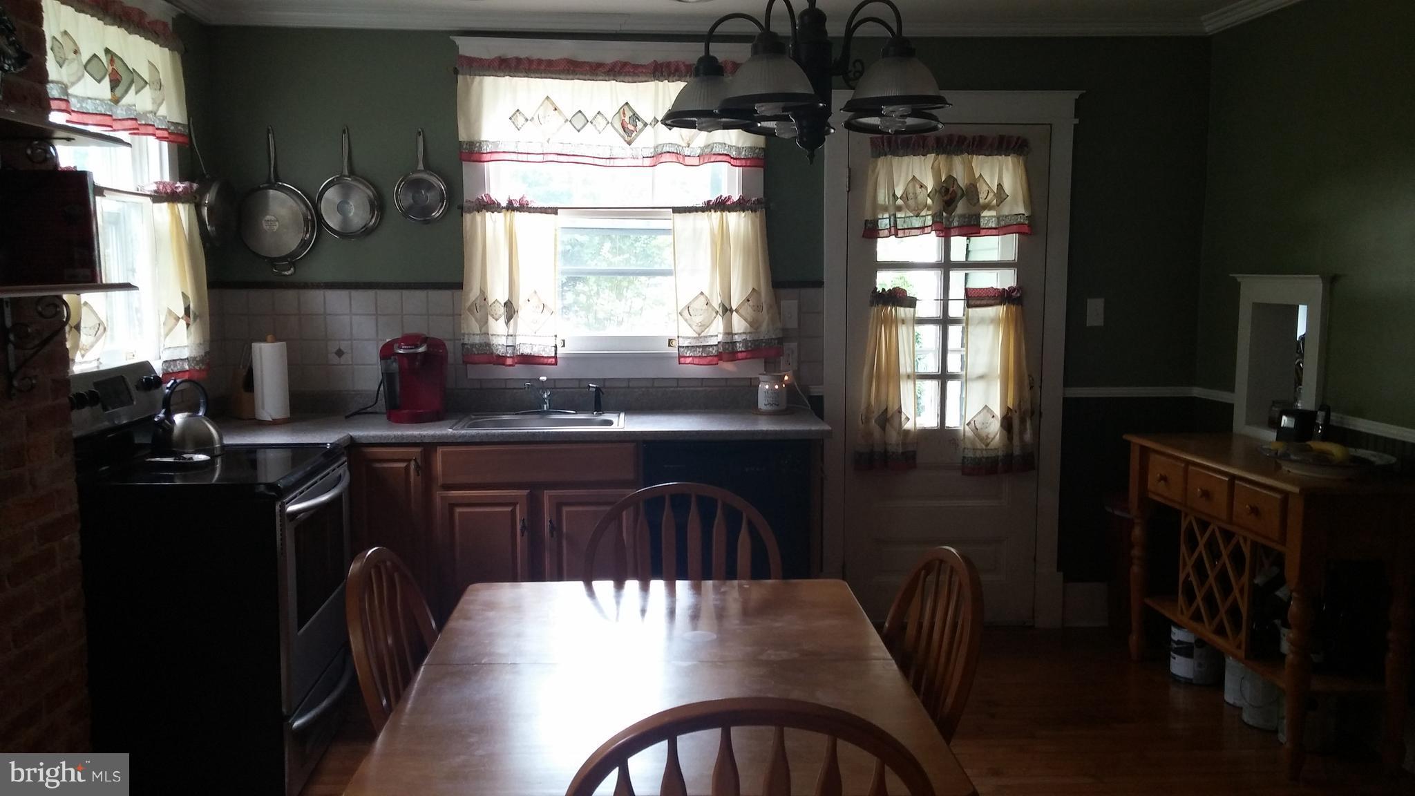 110 Central Avenue Ridgely, MD 21660 - Photo 8 of 16 Kitchen