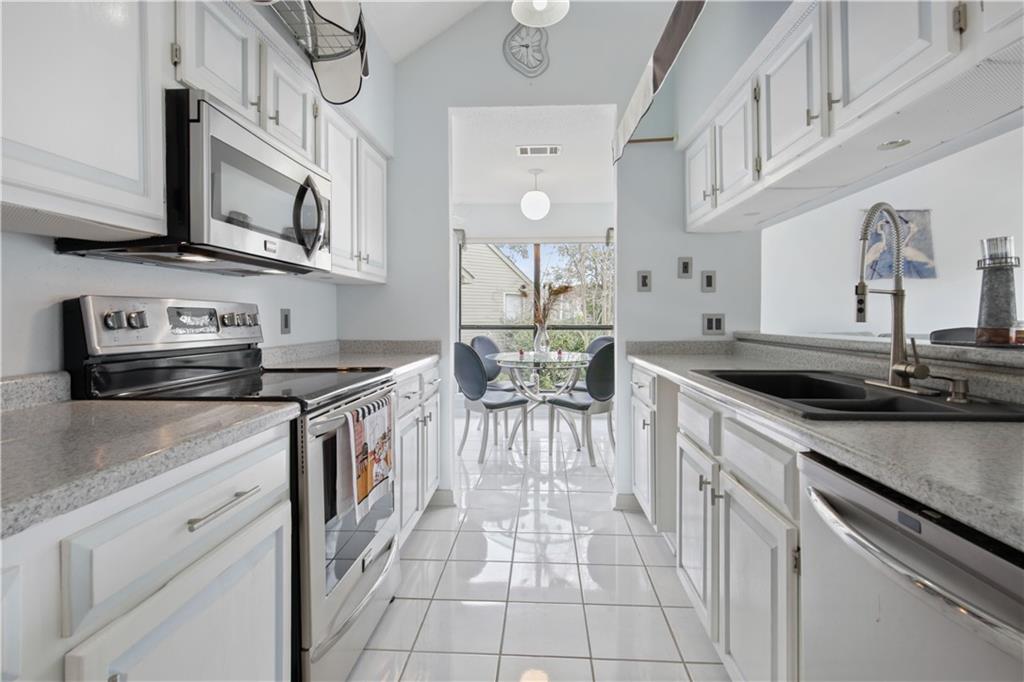 89 West Chamale Cove, Unit 89 Slidell, LA 70460 - Photo 7 of 24