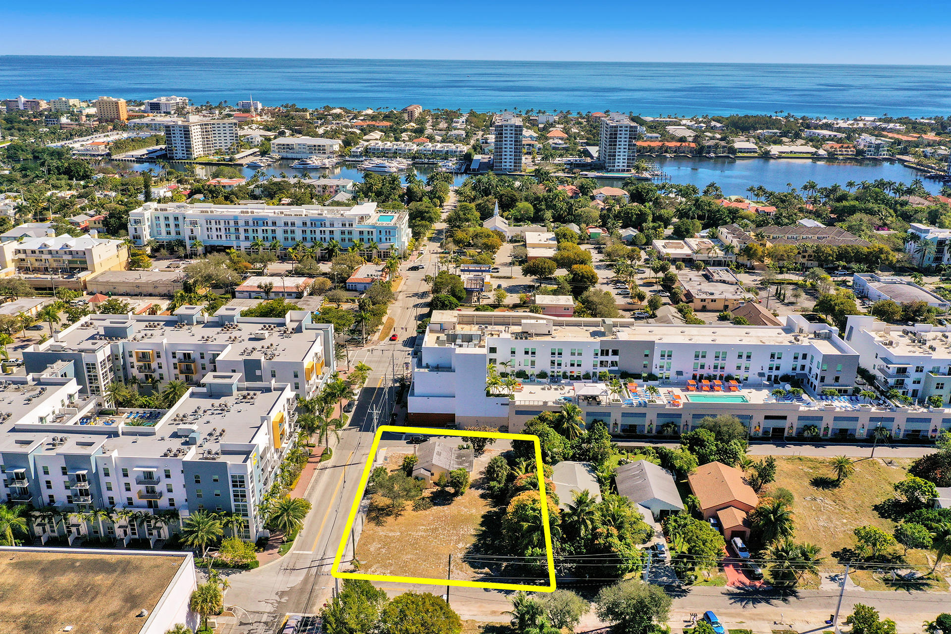 408 Southeast 2nd Street Delray Beach, FL 33483 - Photo 1 of 15 a view of a city and ocean view