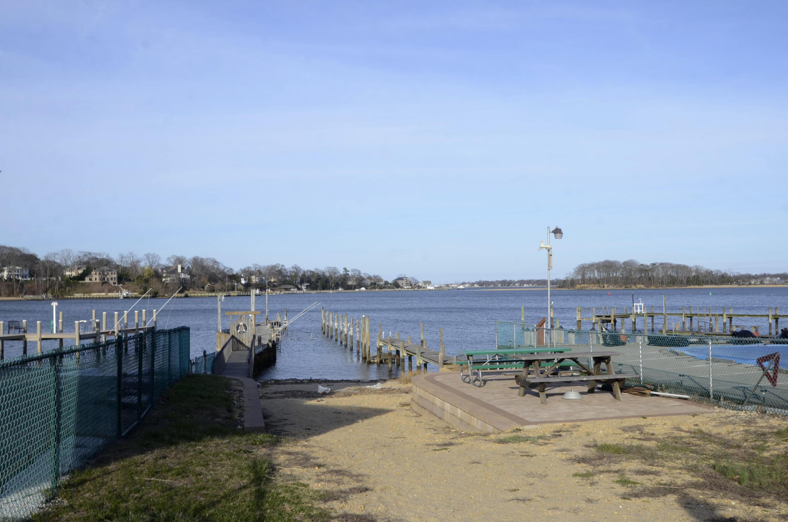 121 Meadow Point Road Point Pleasant, NJ 08742 - Photo 19 of 26 _SPL6991