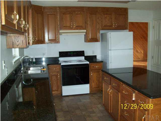 6436 Perfect Acres Road Milton, FL 32570 - Photo 4 of 8 Gallery Image 4