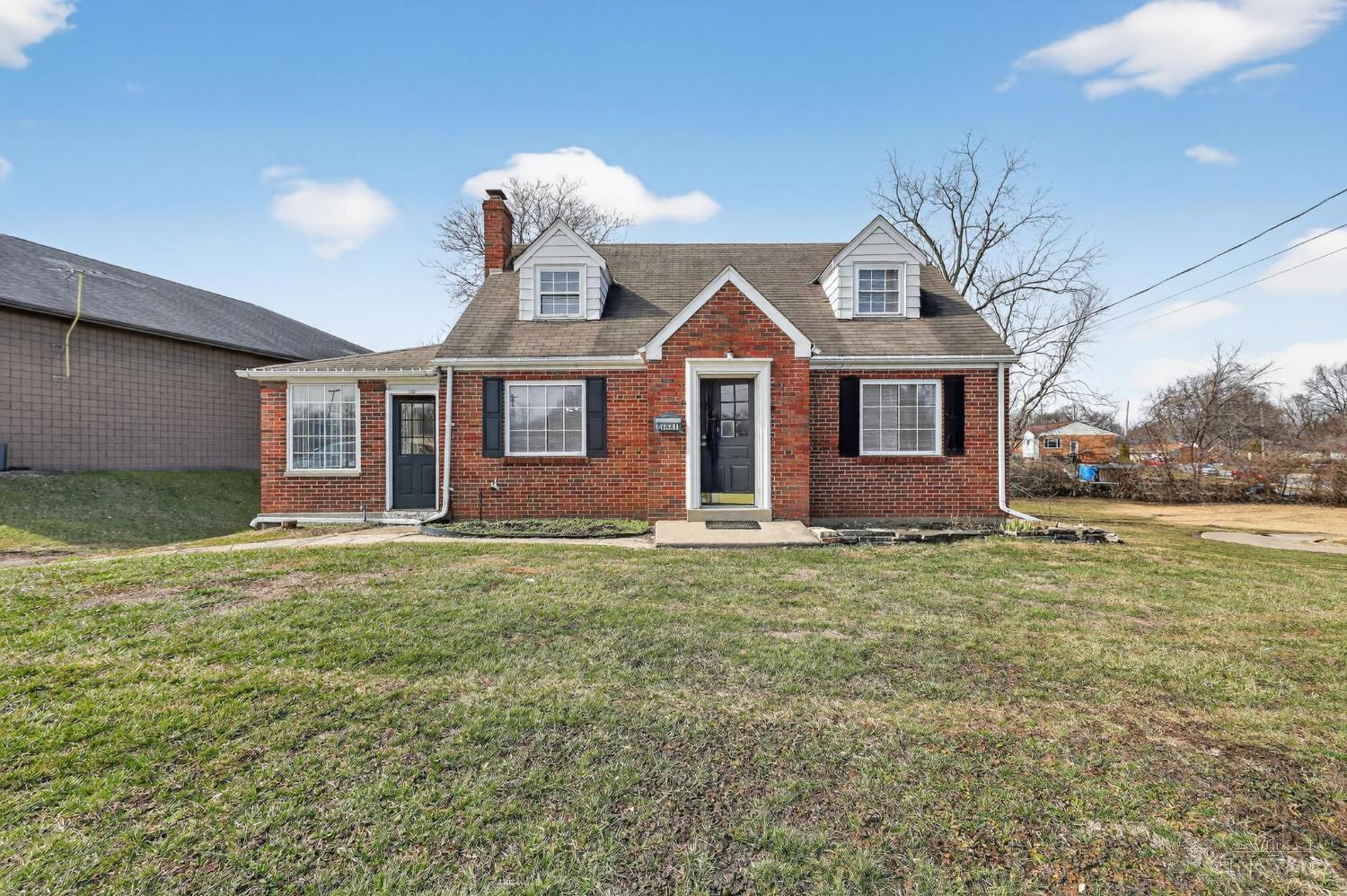 6621 Winton Road Cincinnati, OH 45224 - Photo 1 of 34