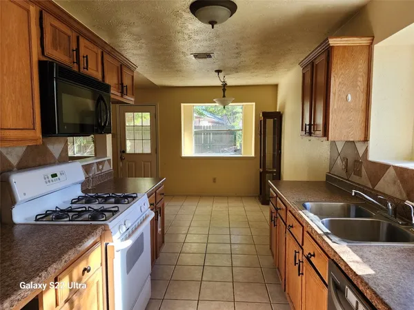 $1,495 | 2810 Goldspring Lane, Spring, TX 77373