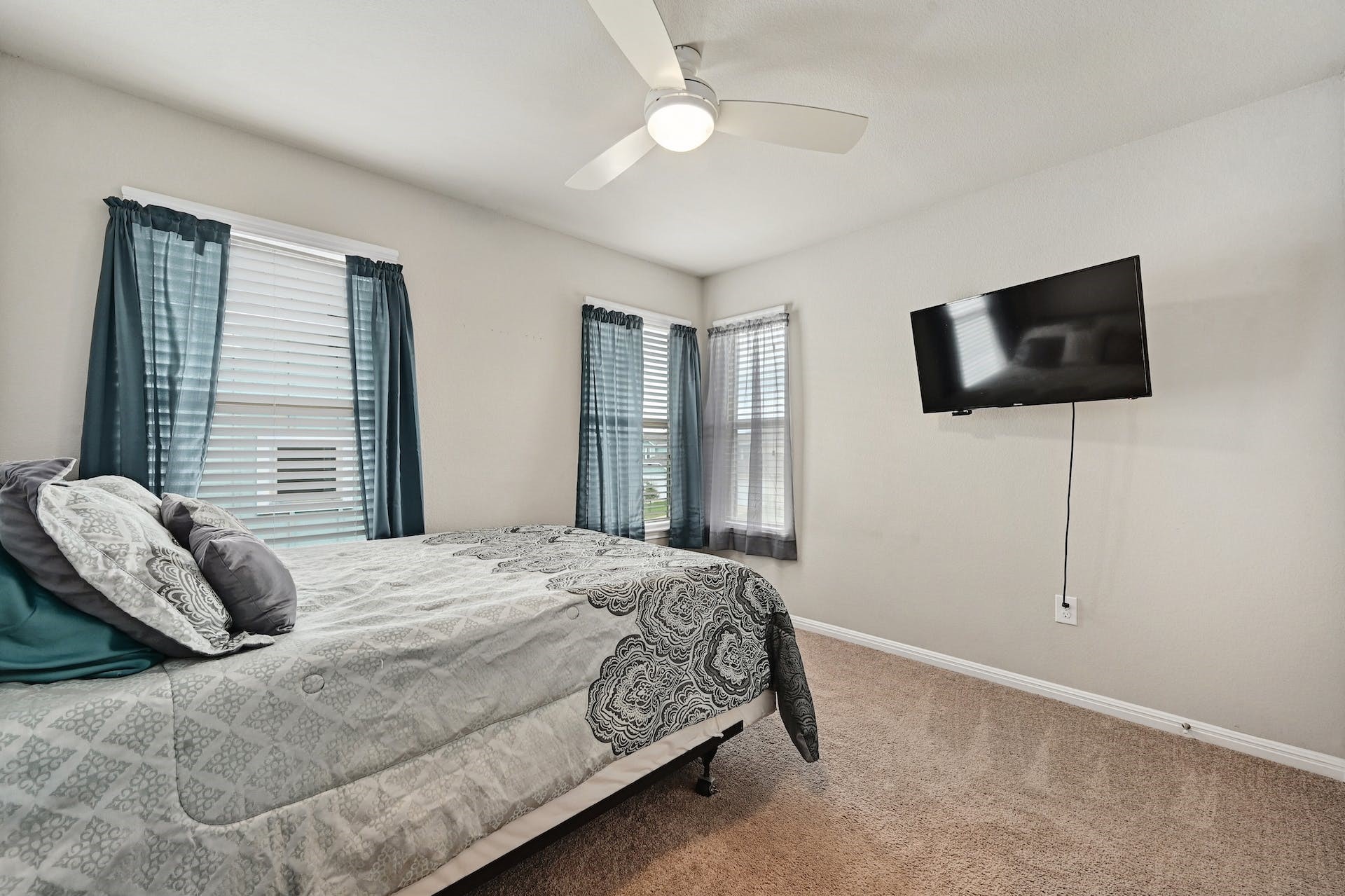 336 Wapiti Road Buda, TX 78610 - Photo 22 of 30