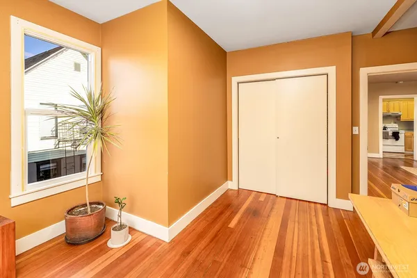 $975,000 | 2315 East Spring Street, Seattle, WA 98122