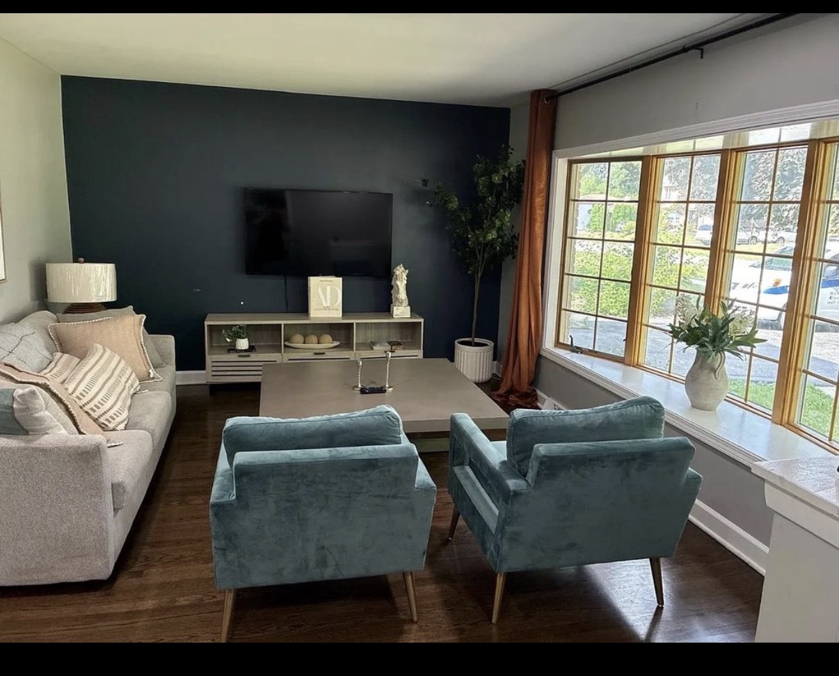 436 Springhill Drive Roselle, IL 60172 - Photo 2 of 11 a living room with furniture and a large window