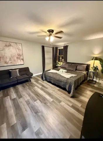 $3,500 | 436 Springhill Drive, Roselle, IL 60172