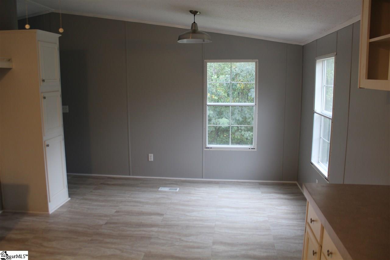 977 Goodwin Bridge Road Travelers Rest, SC 29690 - Photo 7 of 17