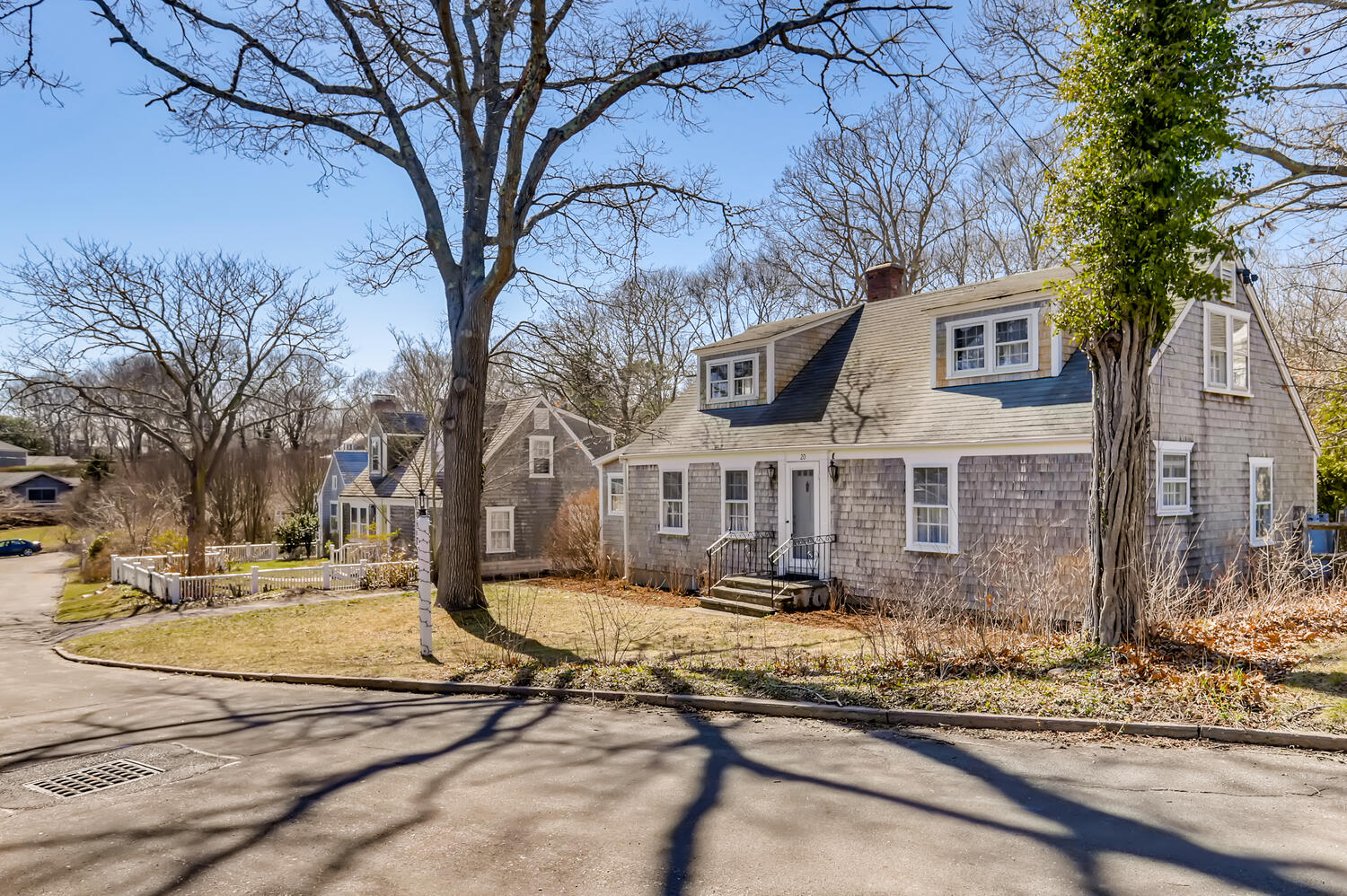 20 Harbor View Road Vineyard Haven, MA 02568 - Photo 32 of 34 Gallery Image 32