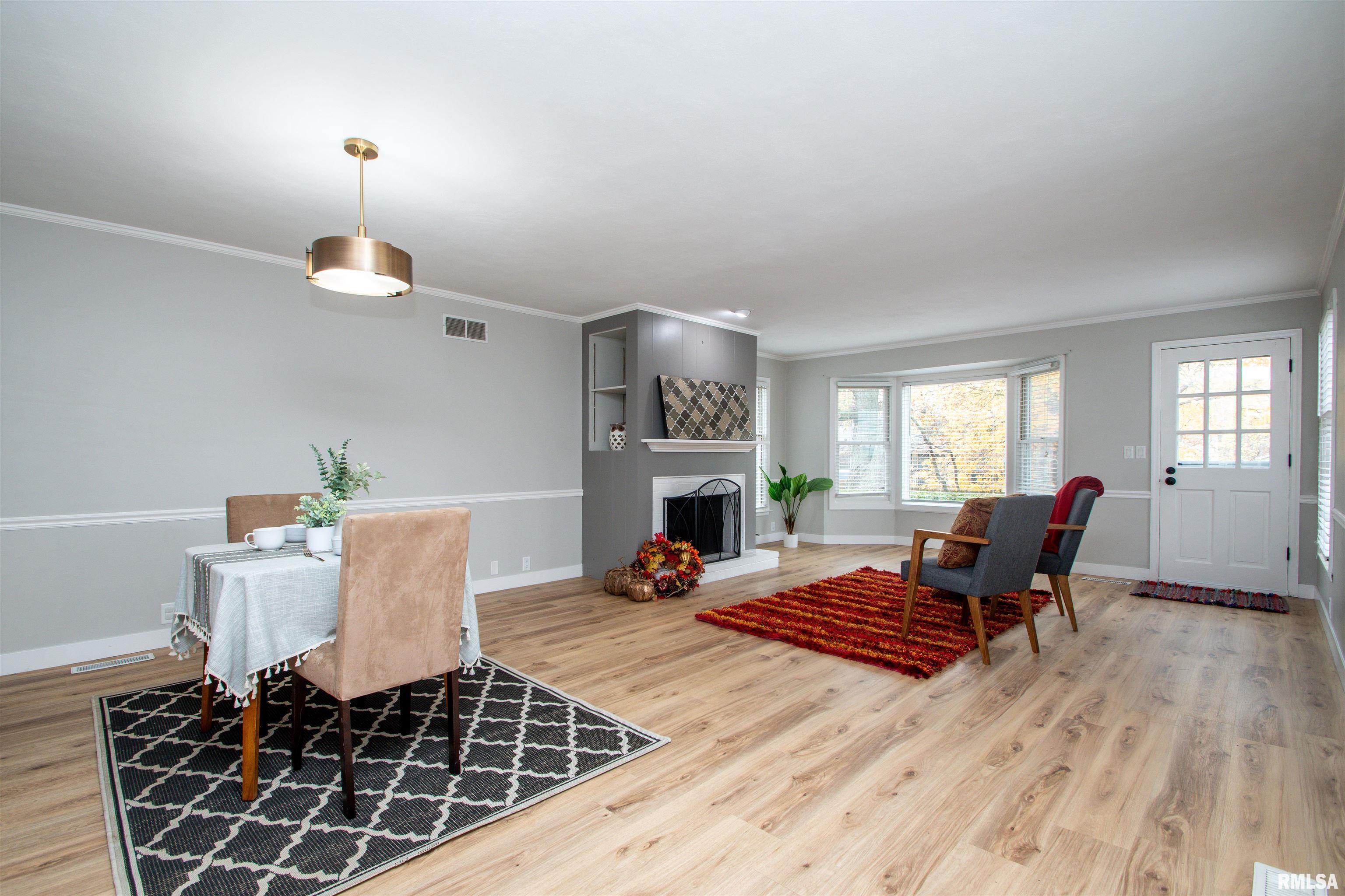 423 West Stonegate Road Peoria, IL 61614 - Photo 11 of 47 Gallery Image 11